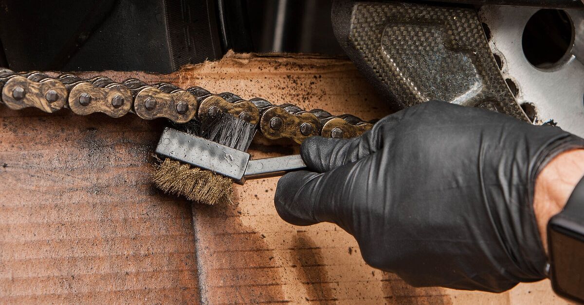 How To Clean Your Chain | Motorcycle.com