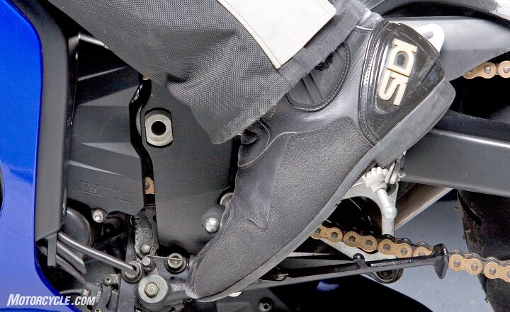how to make clutchless upshifts on any motorcycle, To preload the shift lever lift it o the point where it stops moving before rolling the throttle off