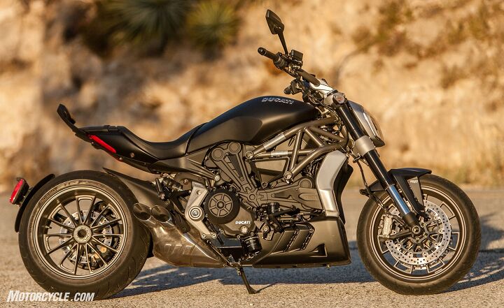 bruiser cruisers ducati xdiavel vs harley davidson fat bob 114, The Testastretta DVT 1262 engine looks massive in the XDiavel s chassis Its top end power matches the looks