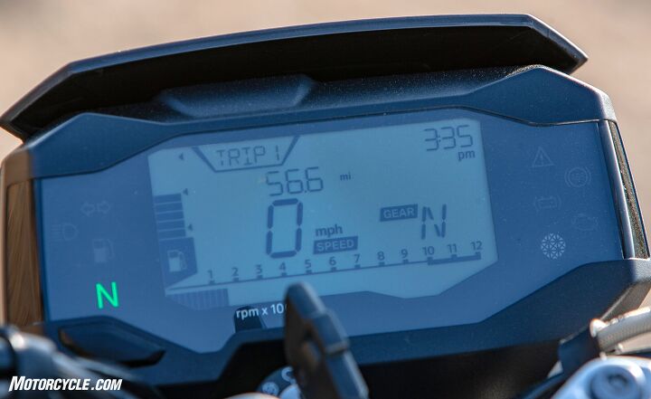 euro naked singles title bout, While displaying a fair amount of information on the dash the G 310 R s display looks dated when compared to the 390 Duke s mini television screen