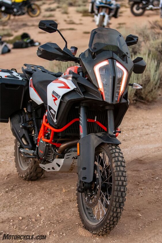 2018 big bore adventure touring shootout part 1 street, The WP 48mm inverted fork is fully adjustable and has 8 7 inches of suspension travel The WP monoshock also fully adjustable and also provides 8 7 inches of travel