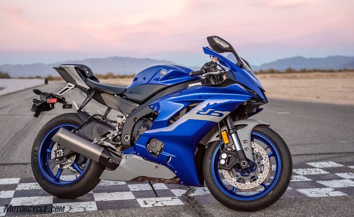 a novice track rider s perspective, The Yamaha R6 was most recently updated in 2017 And while it wasn t a complete overhaul the new model did receive some choice upgrades