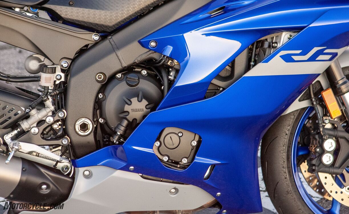 Yamaha Zx R6 Yamaha YZF-R6 vs Kawasaki ZX-6R: A Novice Track Riders Perspective ...