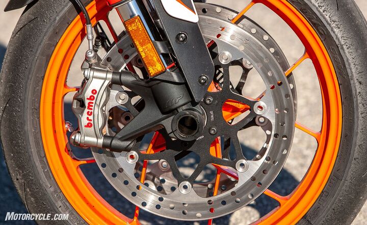 the clash of two super middleweights ktm 890 duke r vs triumph street triple rs, Brembo Stylema calipers and a MCS master cylinder are some of the best OEM components you can buy When paired with the KTM s 320mm discs the stopping power on the Orange bike is simply insane
