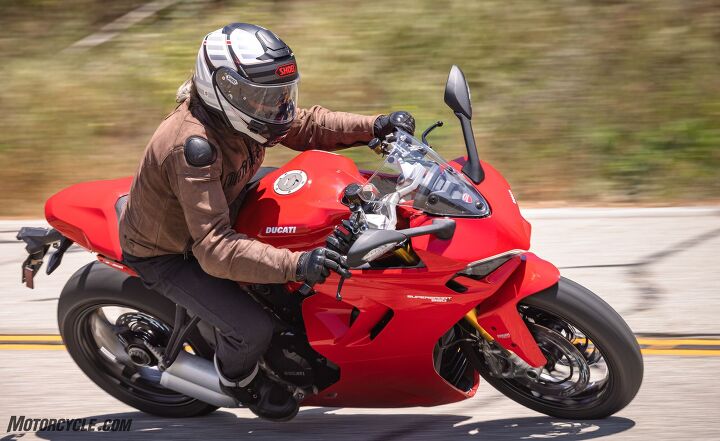 2021 aprilia rs660 vs ducati supersport 950s, Proving once again how unpredictable ol Burnsie can be he ultimately picked the Ducati Maybe cruise control doesn t mean as much to him after all