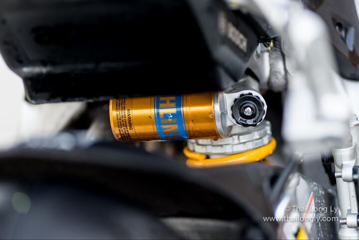 an owner s perspective aprilia tuono upgrades pt 1 motorcycle com, hlins OEM Factory shock The perfect blend of performance and price for the street