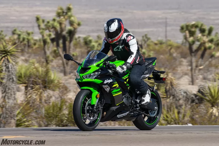 The 2019 ZX-6R added new bodywork, a quickshifter, a smaller front sprocket and updated instrumentation but was mostly similar to the prior version. 