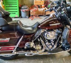 2011 Harley Davidson Ultra Glide Classis Limited.  Excellent Condition