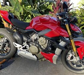 2021 Ducati Streetfighter V4S