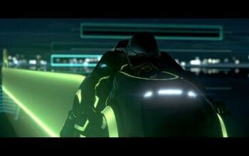 Official Tron 2 (Tron Legacy) Trailer Released!  Light Cycles Are Bad Ass!