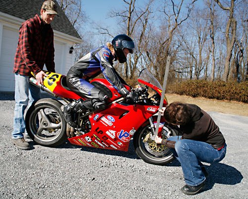 9 handy guides to motorcycle road racing
