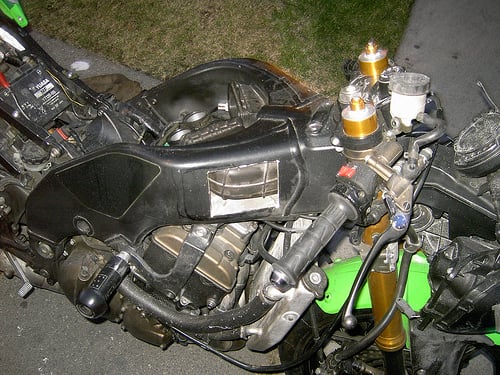 zx 10r owner modifies his bike making his own exhaust and cutting holes in the frame