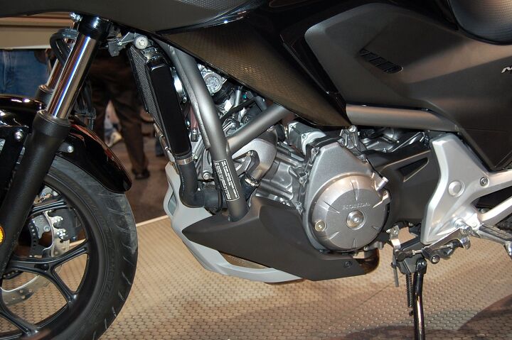 2012 honda nc700x and nc700s debut in canada msrp expected to be under 9000