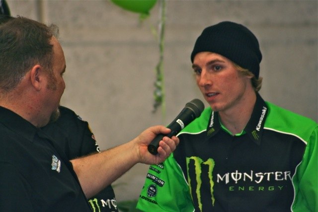 supercross preview with factory kawasaki riders ryan villopoto jake weimer