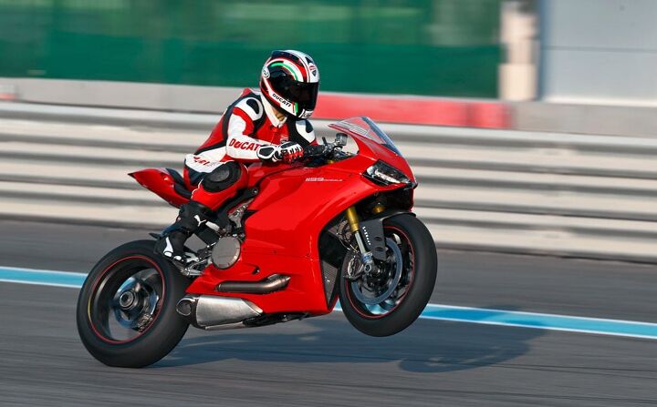 2012 ducati 1199 panigale s receives fim superstock homologation