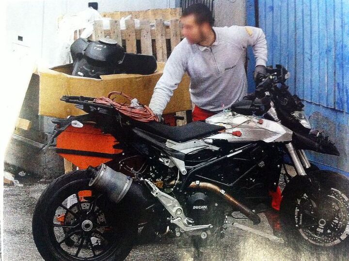 is this a ducati multistrada 848 or a hypermotard 848