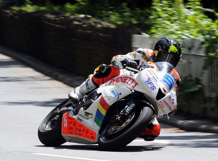 PACEMAKER BELFAST 04/06/12: Bruce Anstey on his Padgetts Honda at Bradden bridge during Supersport Race 1 at the 2012 Monster Energy Isle of Man TT PHOTO BY SIMON PATTERSON/PACEMAKER