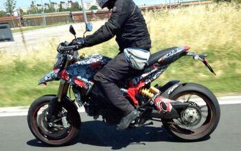 New Spy Photos of 2013 Ducati Hypermotard/Multistrada 848