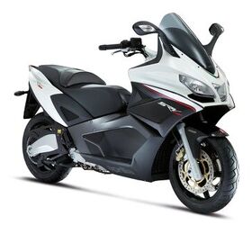Aprilia SRV850 Maxi-Scooter Gets Optional ABS and Traction Control