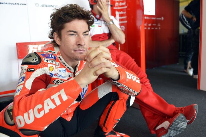 nicky hayden signs contract extension with ducati
