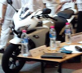 Rumored 2013 Honda CBR500, CB500 Captured in Spy Photos