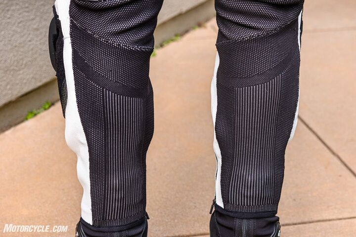 In order to accommodate a variety of calf sizes, a generous section of RIDEKNIT allows the leg to expand over your muscles.
