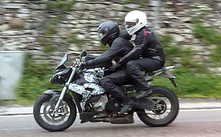 naked bmw s1000rr spotted testing in italy video