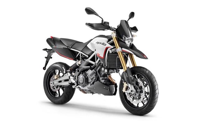 Aprilia Dorsoduro 750 2016