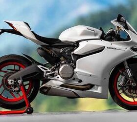2014 Ducati 899 Panigale Revealed