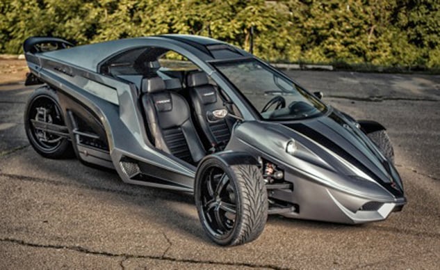 tanom motors to unveil invader model r high performance reverse trike in 2014
