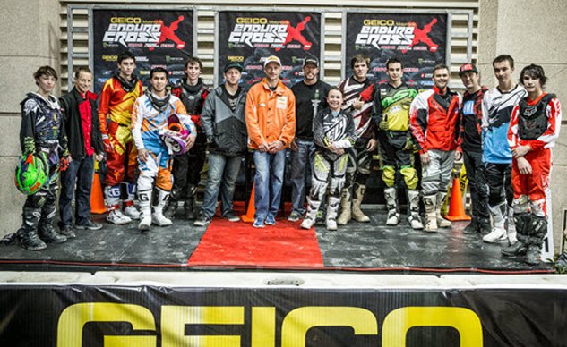 endurocross announces rookies class instruction with destry abbott, Group shot from the first ever EnduroCross Rookies class from the 2013 Las Vegas finals Destry Abbott was joined by guest instructors Mike Brown Gary Sutherlin and Jamie Lanza Photo by Drew Ruiz