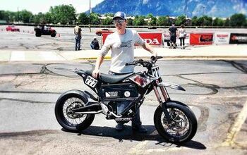 Jeff Clark Fastest Electric Motorcycle Up Pikes Peak This Year