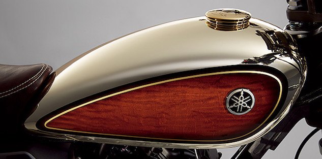 yamaha resonator 125 concept, The side panels of the fuel tank and rear cowl utilize decorative panels of natural wood created with traditional piano manufacturing techniques