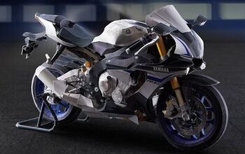 Build Your Own Yamaha YZF-R1M Out of Paper