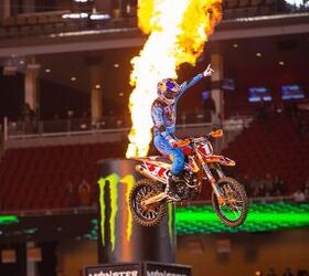 Dungey Takes Sixth Win in Santa Clara