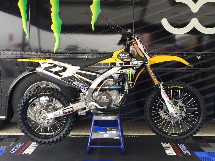 yamaha goes retro yellow and black for indianapolis supercross