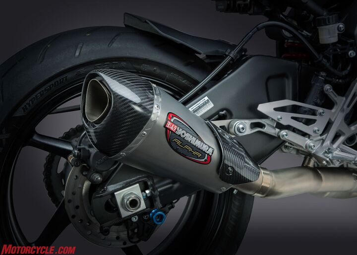 yoshimura annonces alpha t exhaust system for yamaha fz 10, Alpha T Race Series 3 4 System SS SS CF with exclusive Works Finish
