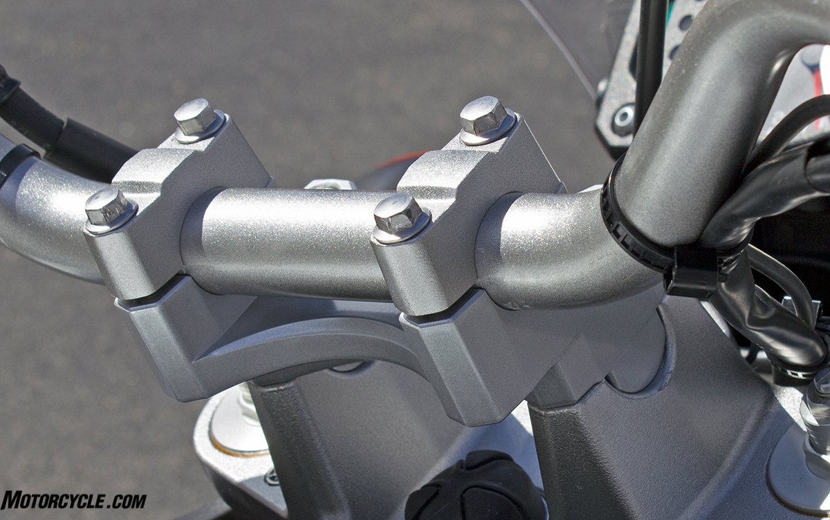 Yamaha Motorcycle Risers Voigt MT Handlebar Risers F28 | 28mm Silver