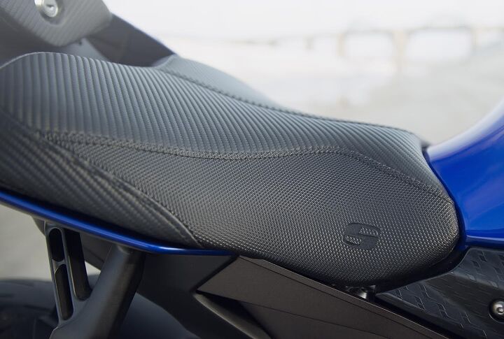 new gp v1 performance sportbike seat from saddlemen