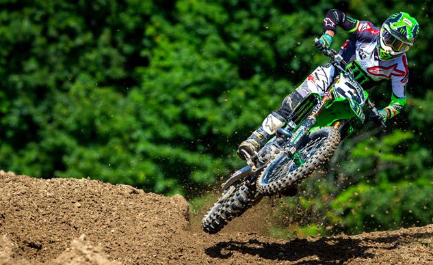 dunlop continues to dominate motocross