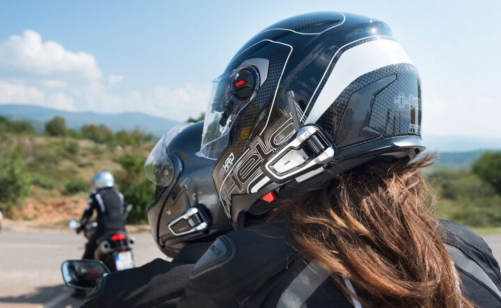cardo communication systems with nolan helmets FREECOM 4X Motorcycle 4-Way Helmet Bluetooth System Headset Intercom, Universal Bluetooth Connectivity, Waterproof, 40mm Speakers quality communication. CARDO SYSTEMS PACKTALK EDGE COMMUNICATORS: