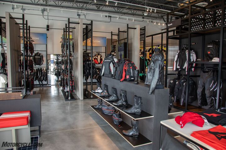 dainese opens retail store in las vegas