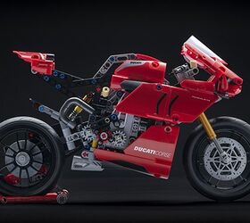The Ducati Panigale V4R - Lego Edition!
