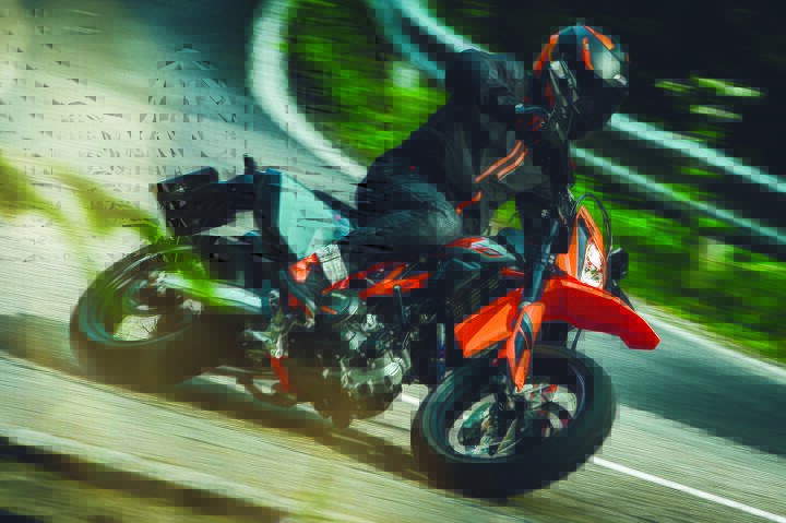 2021 ktm 690 enduro r and ktm 690 smc r to hit north american dealers in december