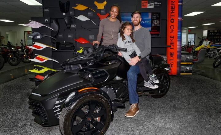 Wounded Veteran Awarded Custom Can-Am Spyder