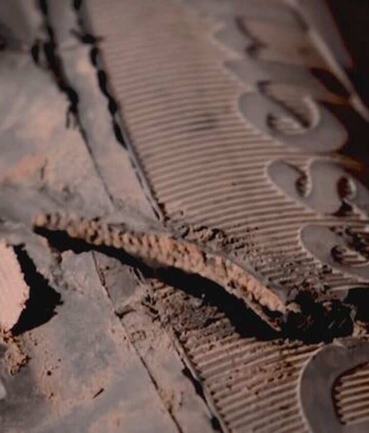 Paris-Dakar Tire Repair 101, With Toby Price | Motorcycle.com