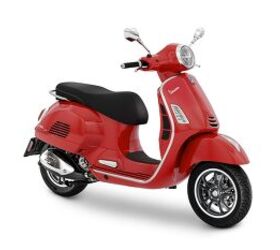 Why I'd Buy the New 2023 Vespa GTS 300 - Scooter Central