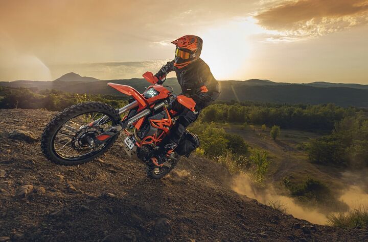 new colors and graphics for 2023 ktm 690 smc r and enduro r