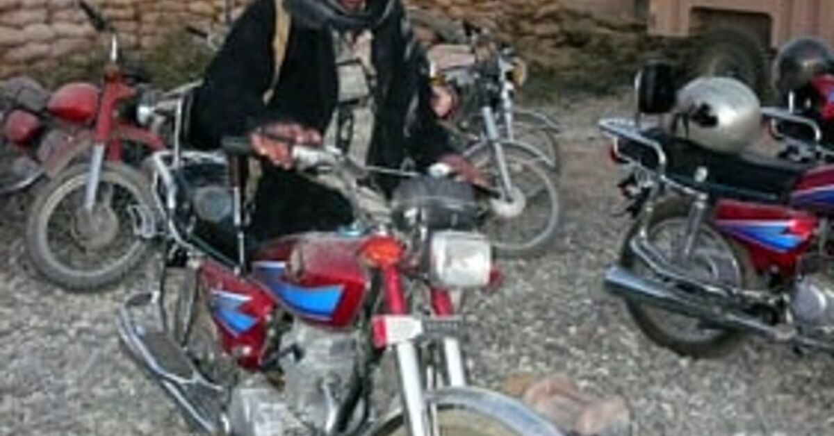 Afghanistan Motorcycle Police Ready to Mount | Motorcycle.com Afghanistan Motorcycle Police Ready to Mount | Motorcycle.com