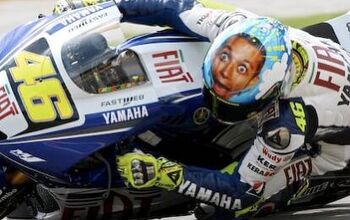 Valentino Rossi Shows Off His Face